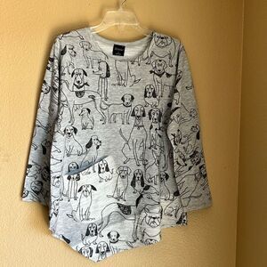 Inoah top with adorable doggies S  USA